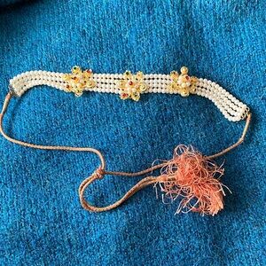 Elegant White and Gold Beaded Chocker